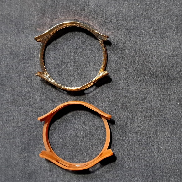 NWT 2 Pack Gold & Brown Galxy Watch 5 Cases - Picture 3 of 4